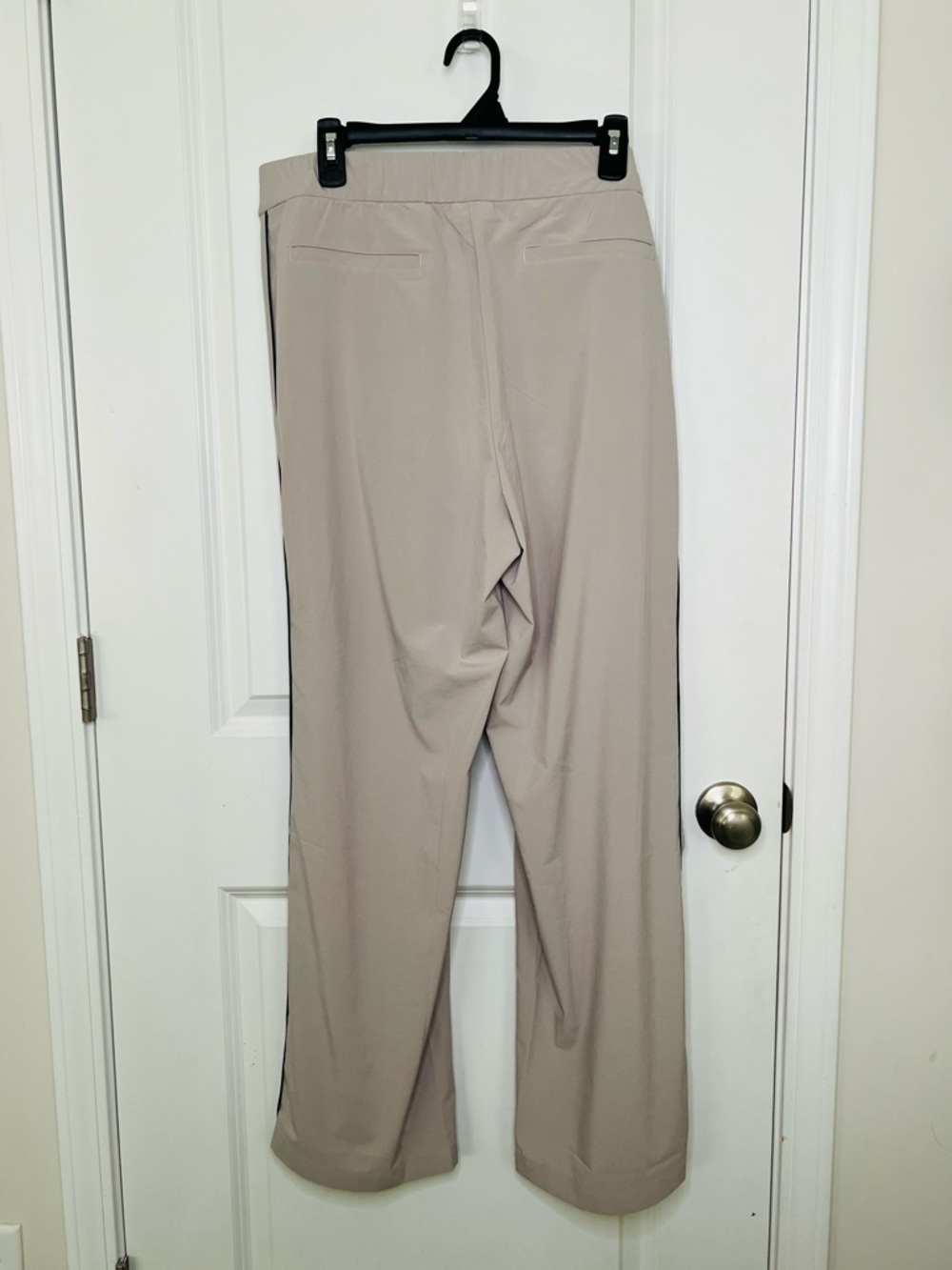 J Jill Fit Track Pants Womens Sz Large Tan Athletic Outdoor Side Stripes Casual - Picture 2 of 13